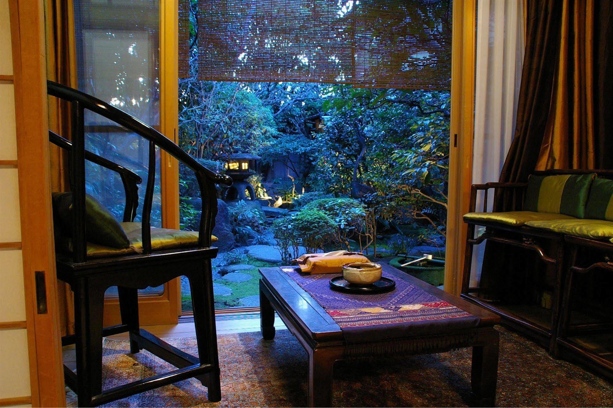 Seikoro Ryokan - Established In 1831 Kyoto Bagian luar foto