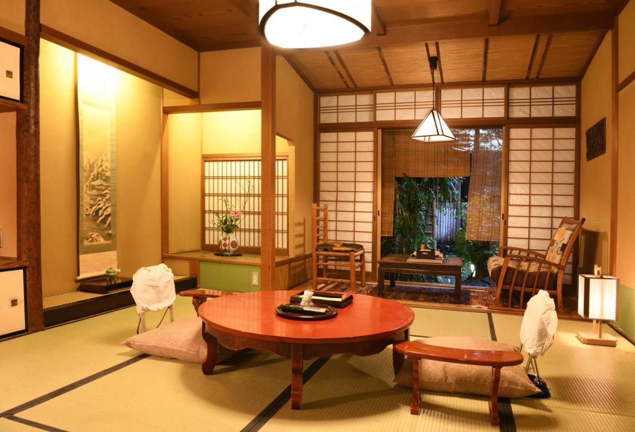 Seikoro Ryokan - Established In 1831 Kyoto Bagian luar foto